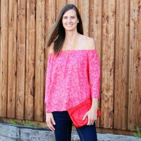 Tall off-the-shoulder tops fashion trend